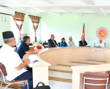 एमाले बैठक : नेम्वाङ बस्ने कुर्सीमा माला